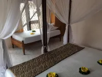 Wijenayake's - Beach Haven Guest House - Galle Fort - Wifi