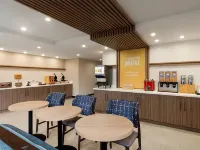 紐約長島市希爾頓歡朋飯店 法庭廣場車站（Court Square）附近的飯店