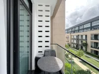 Opulent 1 Bedroom suite in Embassy Gardens - Boutique