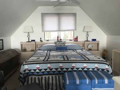 Lake Michigan 100 ft Private Beach Front - 3-Star