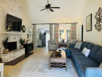 The Retreat - Entire Residential Home!