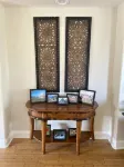 Great Rates and A/C in every room. Near North Shore beaches. Pool & Hot Tub! - Beach