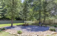 9 on the Ridge - 3 miles from Dollywood & Pet Friendly - Many repeat customers! - Condos