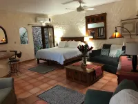 Sayulita's Favorite Beach & Plaza Home