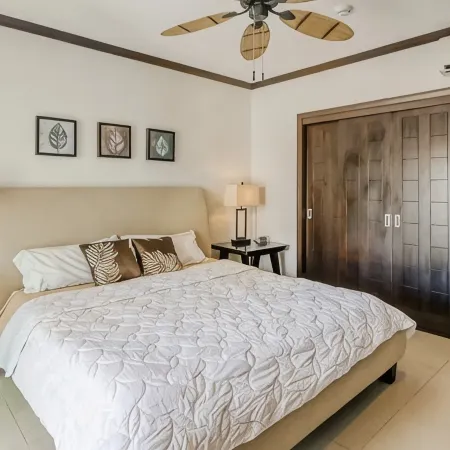 Luxury Beachfront Condo 3bd/3.5ba in the Heart of Jacó