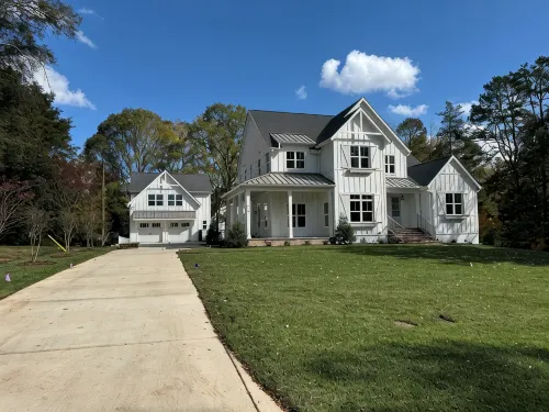 Brand new detached apartment over Garage in Davidson 3 blocks from Main Street -  Privatzimmer