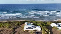 Wave Away!! A Gorgeous Beachfront Home with Private Pool!! - 3 estrellas