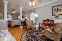 The Empress of Little Rock Hotels in 