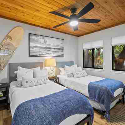 Cottage by the Harbor Rooms