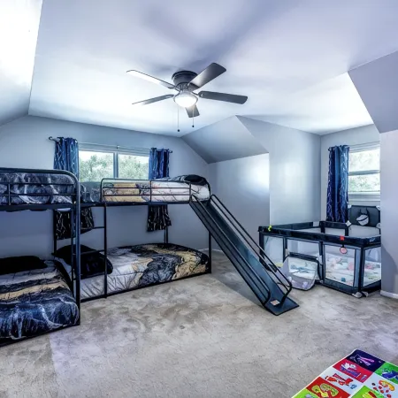 Free Night! Sleeps 20, Private Pool, Hot Tub