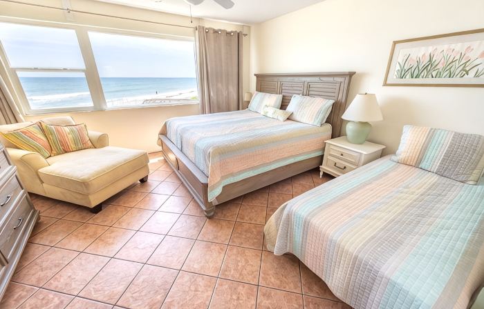 Oceanfront Condo w/ Balcony & Direct Beach Access, Unit 227