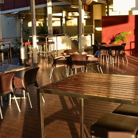 Isa Hotel