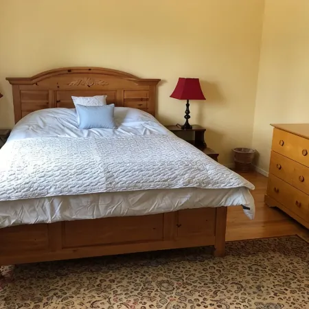 Charming Cupertino Retreat: Spacious Home near Apple HQ, Dining and Shopping!