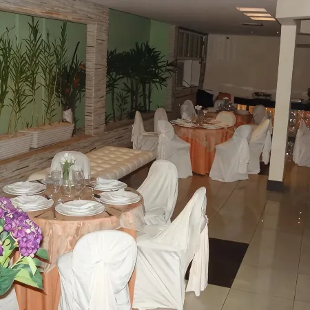 Maxim Plaza Hotel
