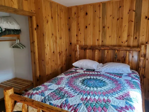 L Diamond E Guest Cabin #2. Rural Luxury close to everything. - Chalets