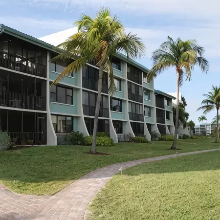 Gulf Front Sanibel Condo with Spectacular Views