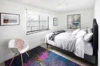 Stunning Waterfront - Pnw Gem  Hot Tub, Mountain Views, Fireplace - 4-Star