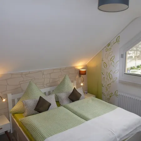 GLÜCKSKLEE at the foot of the Bocksberg - Central Modern Cozy (60sqm, 3 balconies)