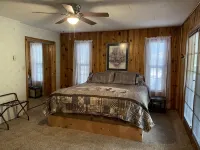 Your going to fall in love with this cabin.outstanding for family,multi families - 홈스테이
