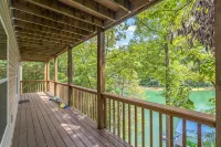 Kozy Kove Lakefront, Private Cove Near Jumping Bridge, Tram, Fits 4+ Families - 2-Star
