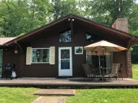 FernRockCabin- A Peaceful getaway in the Laurel Highlands of PA - 3-Star