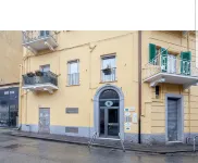 Equipped apartment, with 43 "TV and Netflix, 2 minutes from the station, - 2-Star