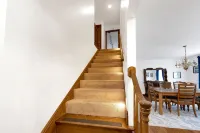 Superb British Colonial holiday home, greenhouse, outdoor deck, tropical garden - 3-Star