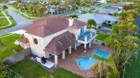 Beachy Places, Hot tub, Pool, Beach - Swimmingpools