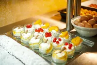 Crystal City Hotel - breakfast