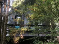 Private Annex/Former Artist Studio - 4-Star