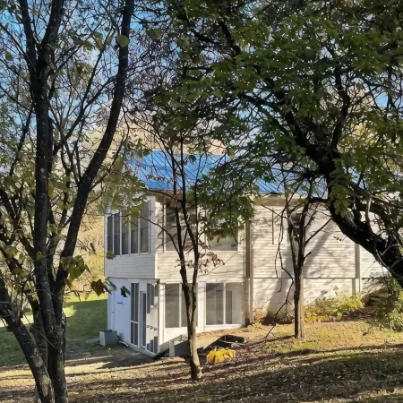 Sparta House on the Calfkiller River
