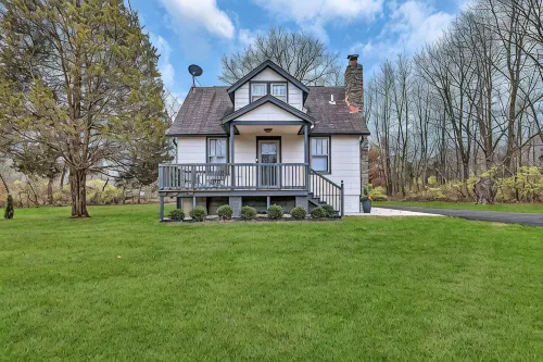 Newly renovated Cozy home with chef kitchen, pretty much fully stocked - WiFi