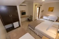 Hotel Costa Balena-Piscina Aquecida Coberta - ที่มีที่จอดรถ