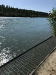 Kenai riverfront log cabin, perfect for fishing, close to town - Alphydda