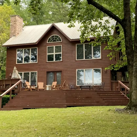Beaver Lake Paradise with Bunkhouse