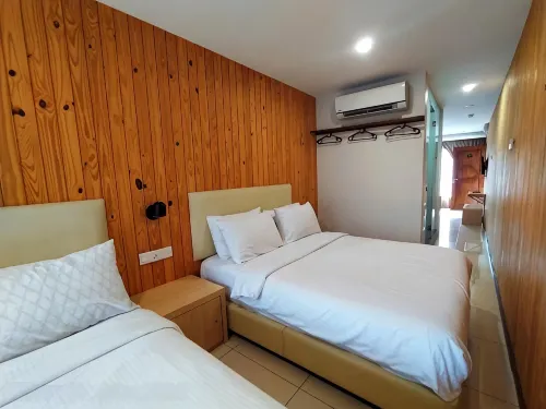 Kluang Container Swimming Pool Hotel - 2-نجوم