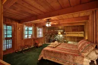 The Dirtyface Mountain Lodge Cup#1596Rustic Charm, Minutes to Leavenworth, Pool - Homestays