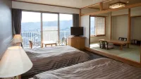 Atagawa Heights - parking