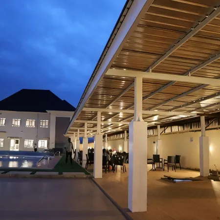 CRISPAN SUITES & EVENT CENTRE