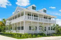 The Marker Key West Harbor Resort - Pet friendly