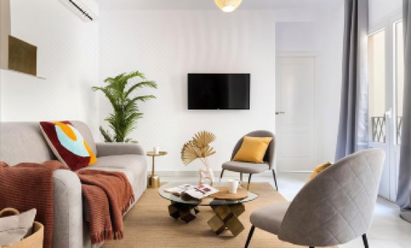 1. Suites M..