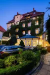 Hotel Fürstenhof Hotels in Altfraunhofen