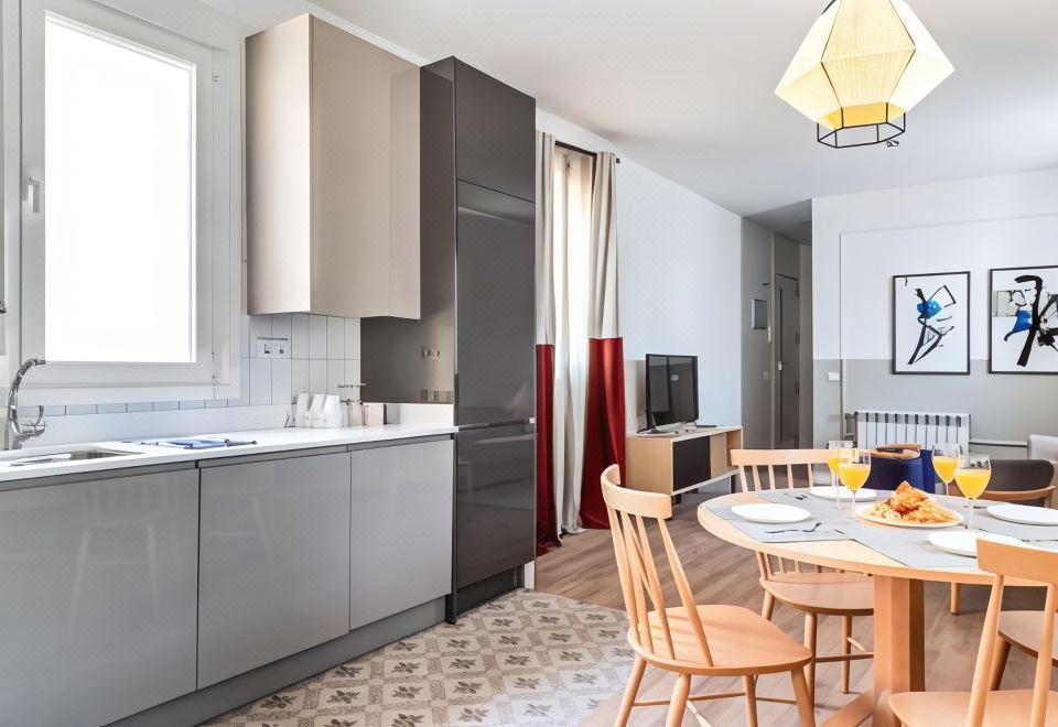 스마트르 아토차 레이나 소피아