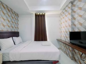 Relaxing Studio Apartment at Azalea Suites Cikarang By Travelio