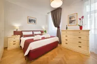 Hotel Suite Home Prague - พร้อมระเบียง
