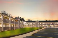 Clarion Pointe East Lansing University Area Hotels near City Life Lansing