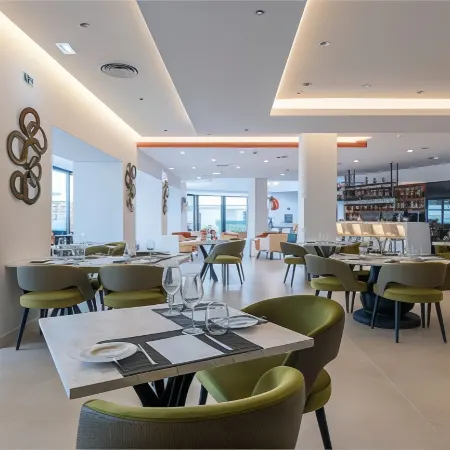 Regency Salgados Hotel & Spa