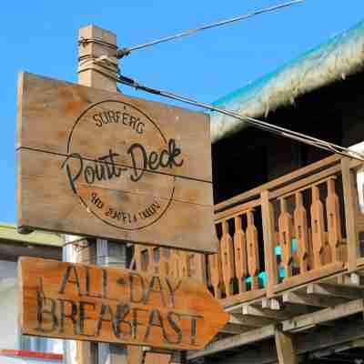 Surfer's Point Deck Hotel Exterior