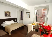 Celenga Apartments with Free Offsite Parking Hotel dekat Cathedral of the Assumption of the Virgin Treasury