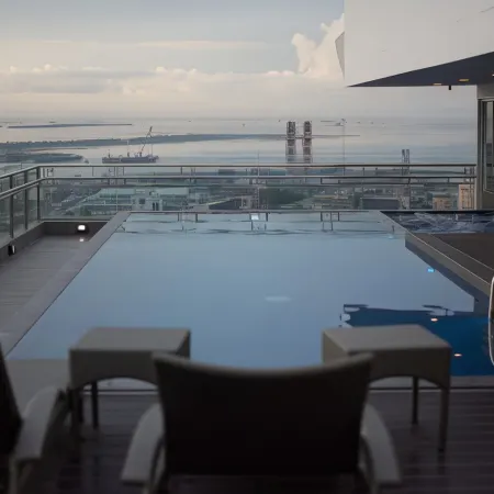 One Central Hotel & Suites